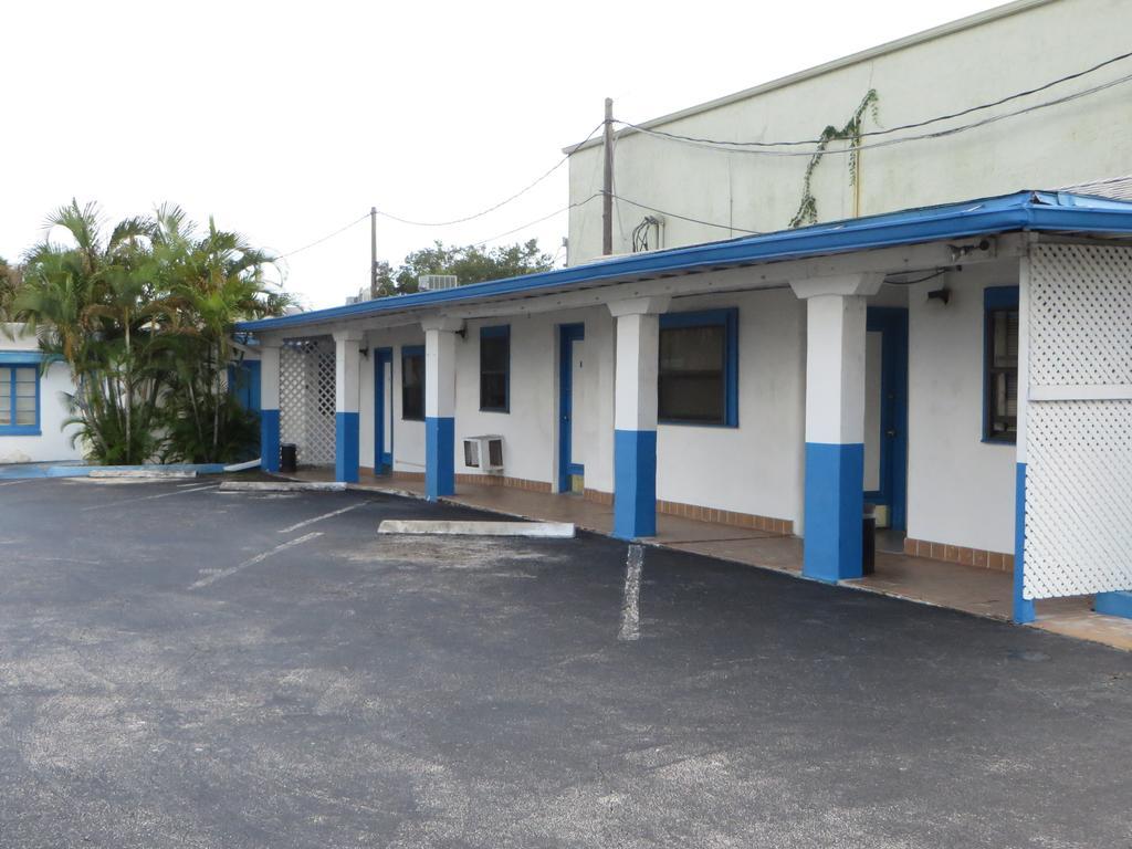 Southwind Motel Stuart Exterior photo