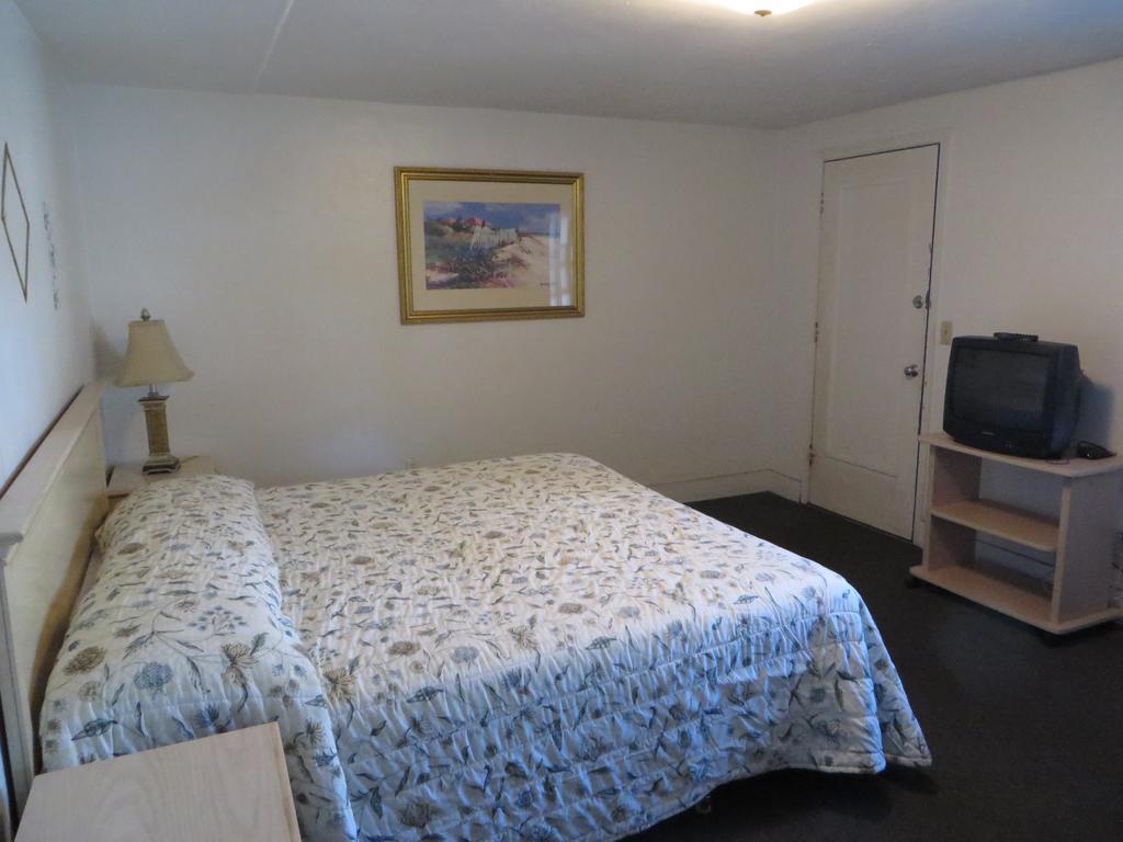 Southwind Motel Stuart Room photo